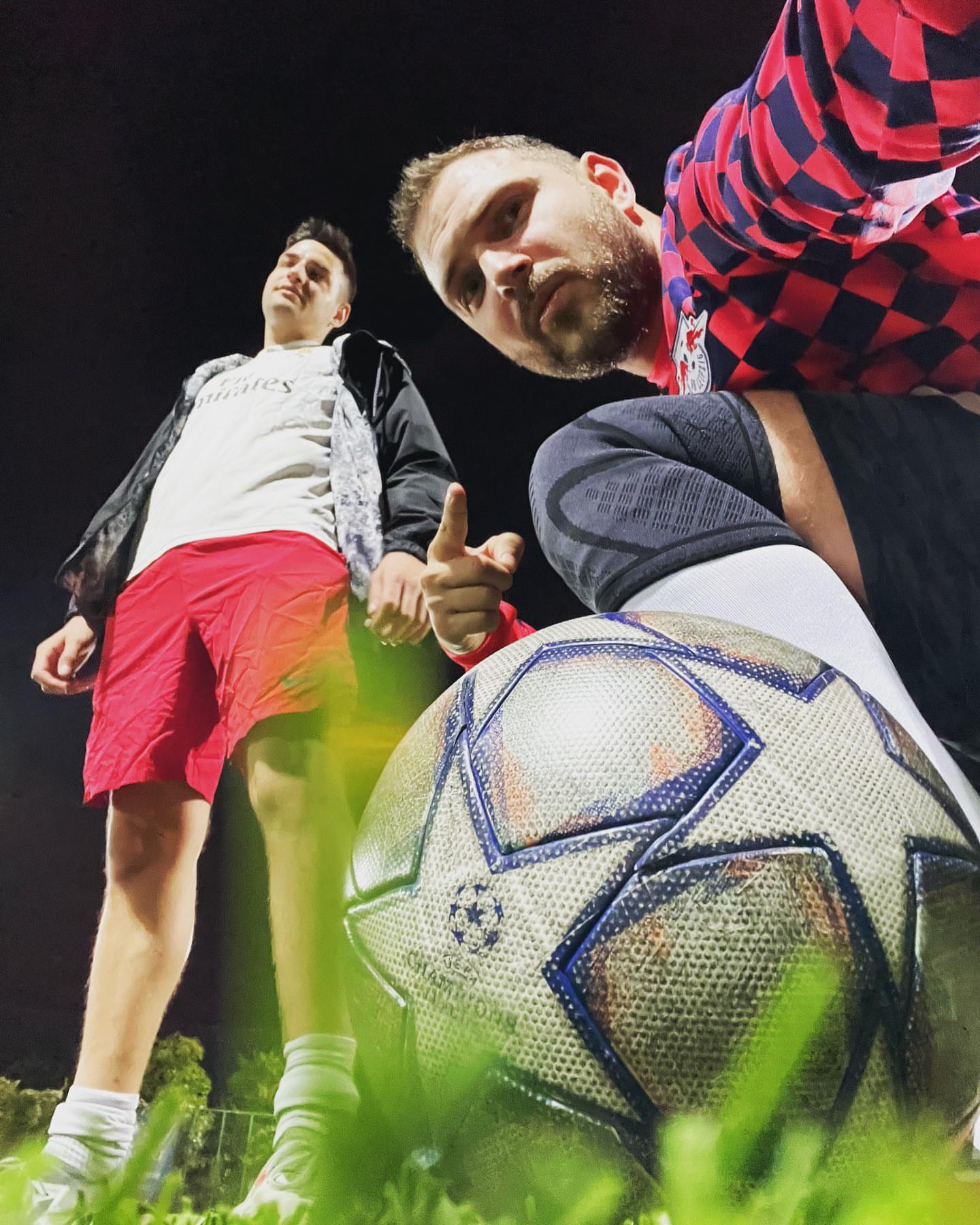 Секунди преди с @hristagram да подпишем за обложка на FIFA 24 - FENOMENALNI EDIT
