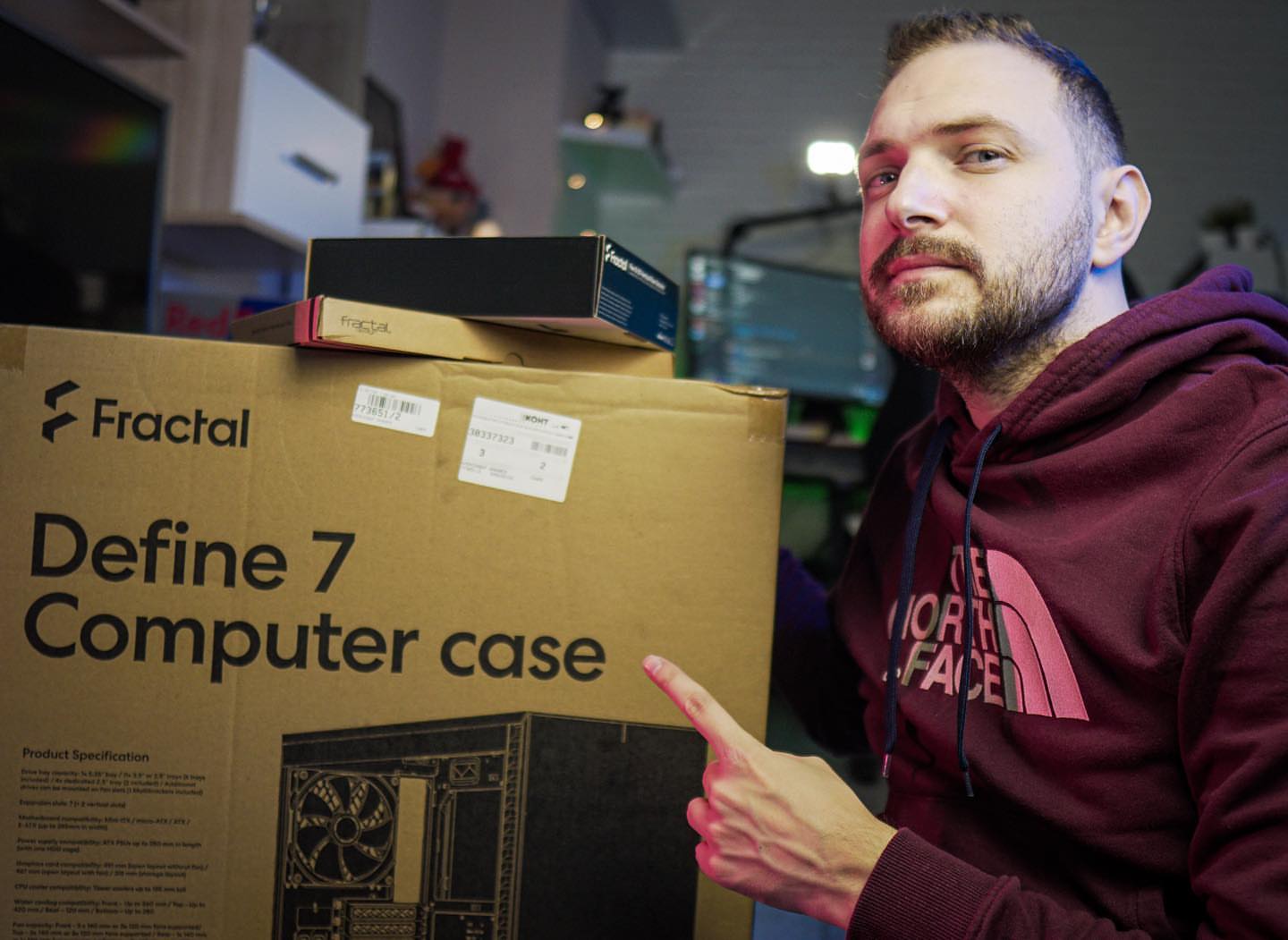 Ето и отговорът на загатката - @fractaldesignna  Define 7. Явно наистина имам ня